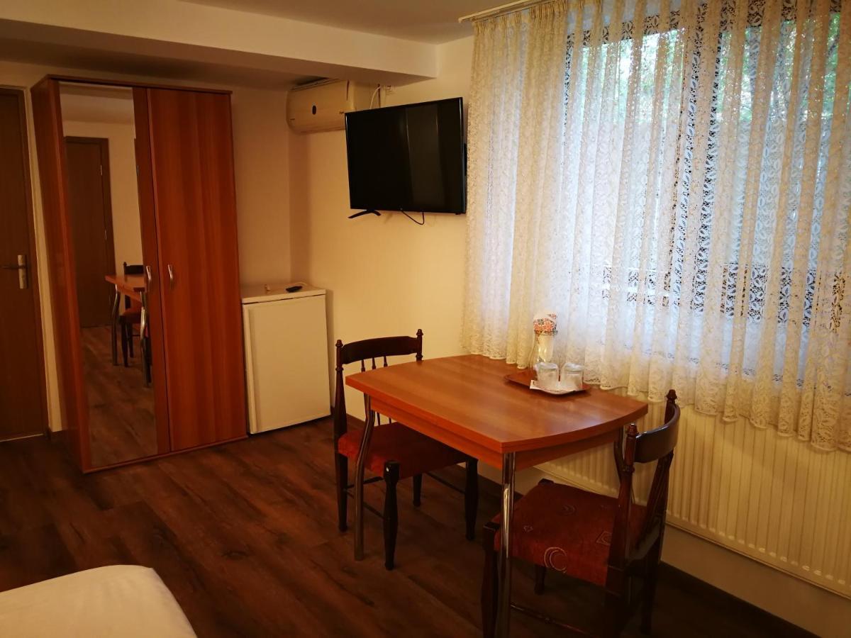 Vila Speranta Pleşcoi Exteriör bild