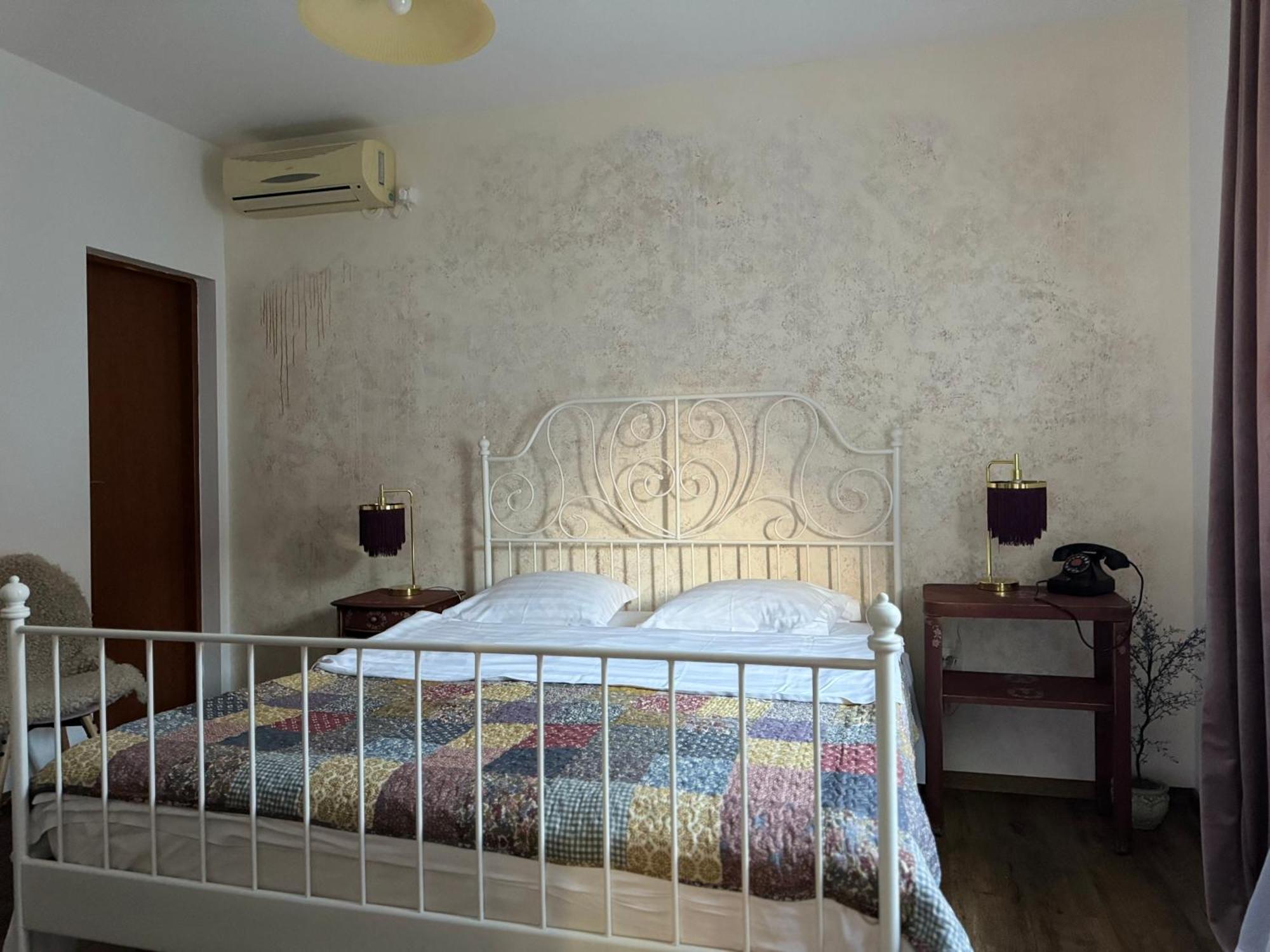 Vila Speranta Pleşcoi Exteriör bild
