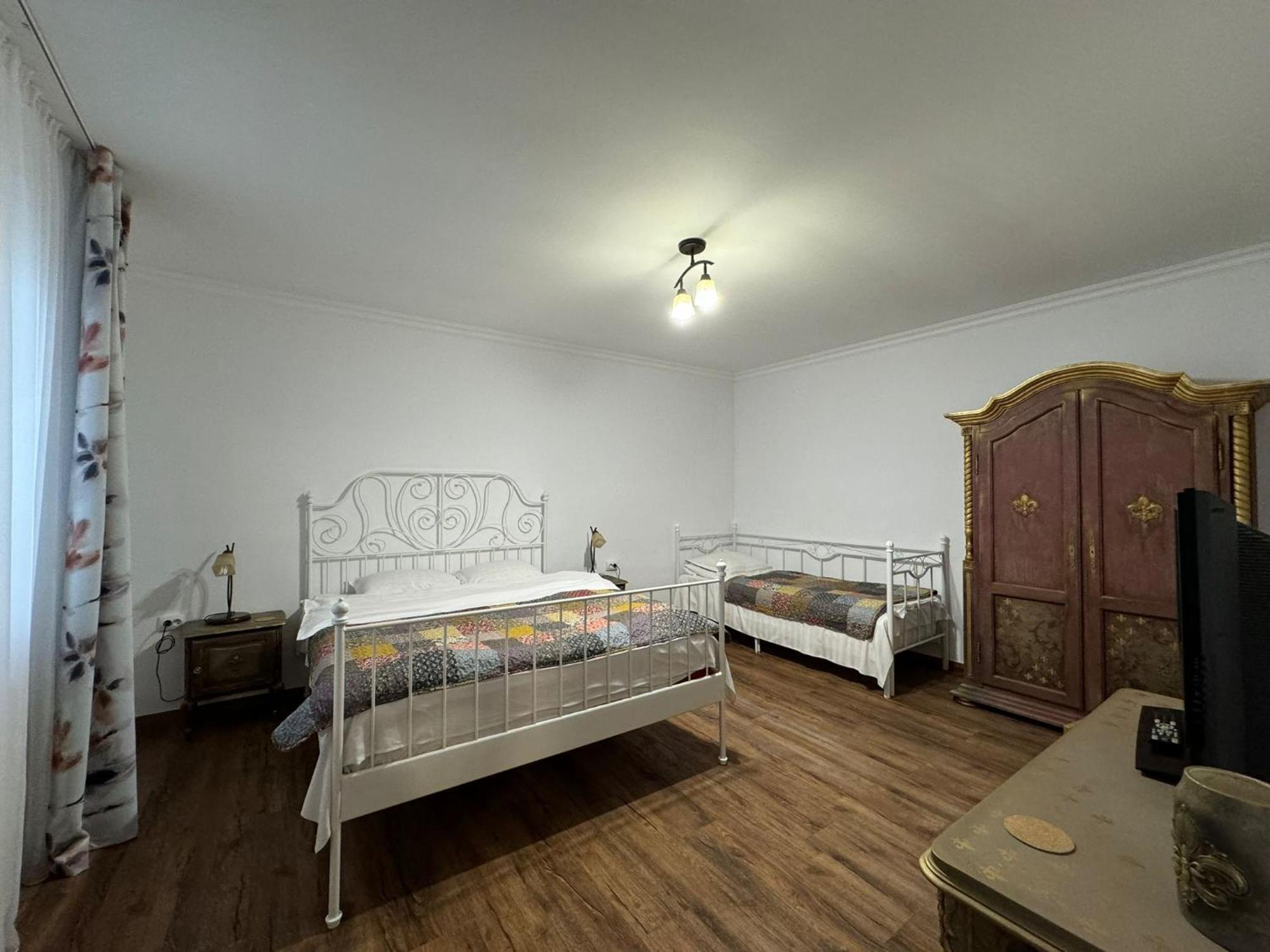 Vila Speranta Pleşcoi Exteriör bild