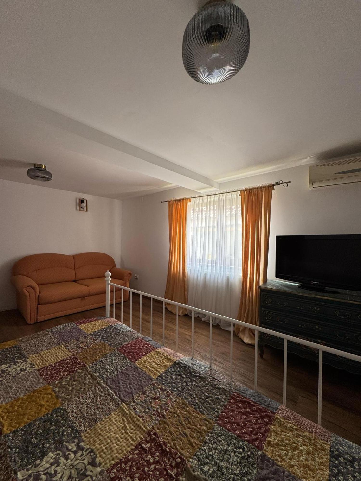 Vila Speranta Pleşcoi Exteriör bild