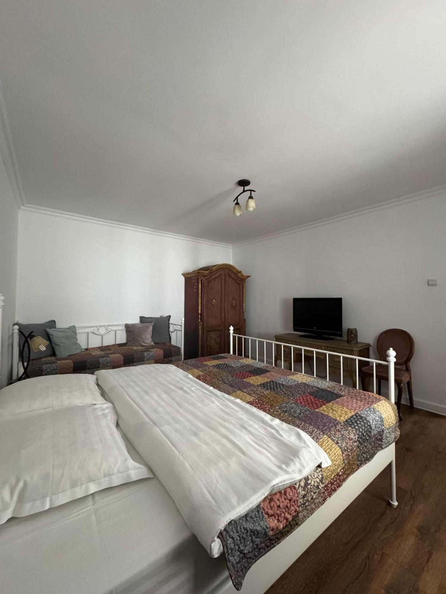 Vila Speranta Pleşcoi Exteriör bild