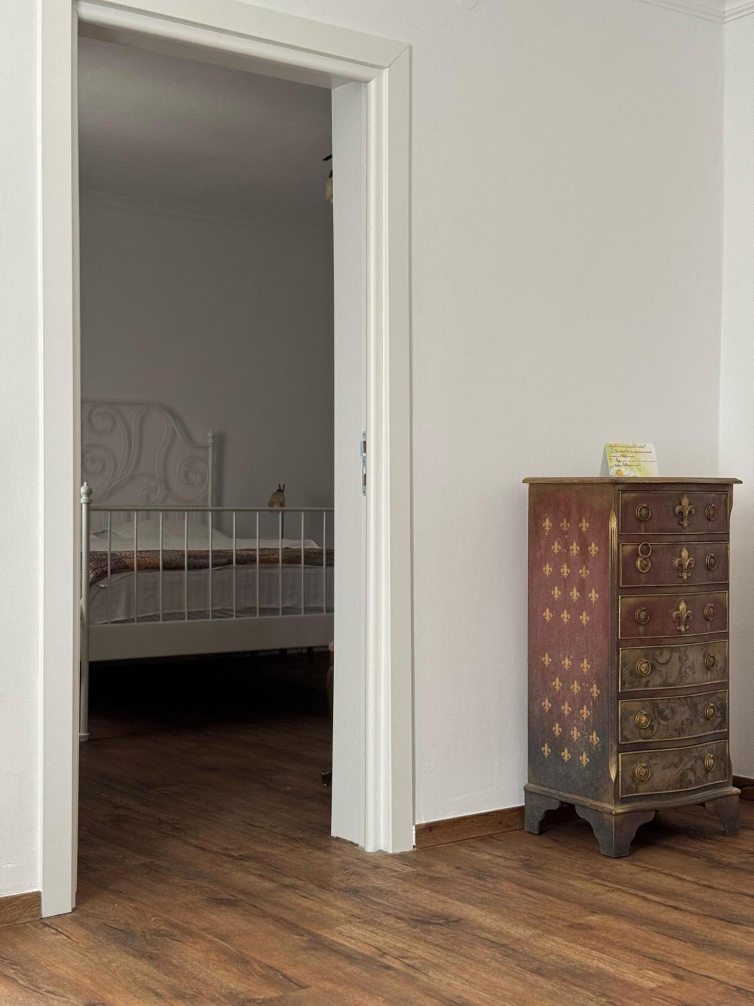 Vila Speranta Pleşcoi Exteriör bild